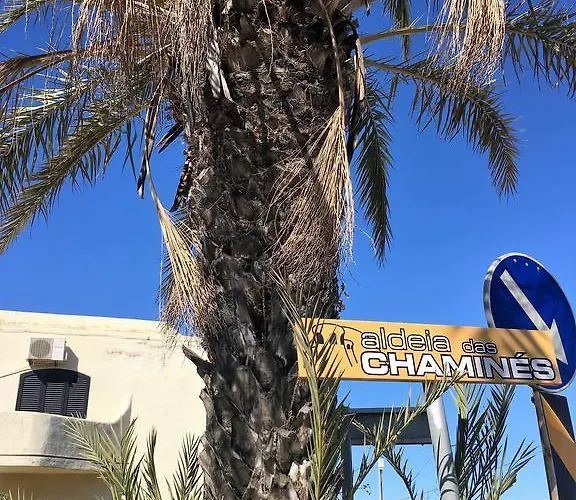 Farol Aldeia Chamines * Carvoeiro (Lagoa)