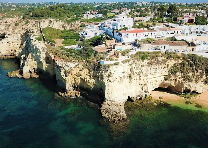 Farol Aldeia Chamines